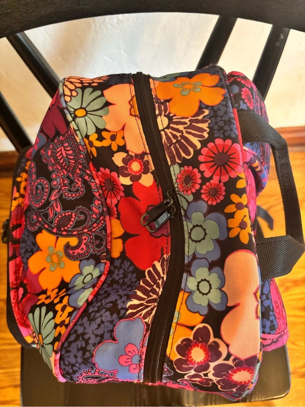 Vera Bradley 7” due